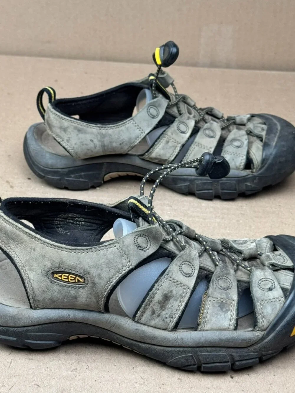 Keen Men's Gray Leather Hiking Sandals Size US 9